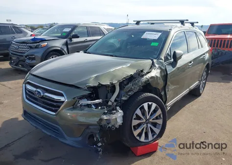 2019 Subaru Outback 3.6R Touring z USA, uszkodzony, nr VIN 4S4BSETC9K3216724